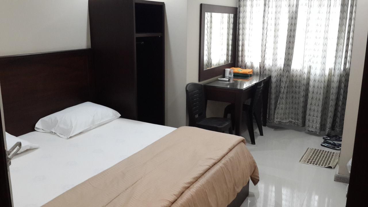 Leon Inn Jodoh Square Batam Dış mekan fotoğraf